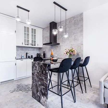 Apartament Roza Wiatrow Gizycko/维尔卡瑟 外观 照片